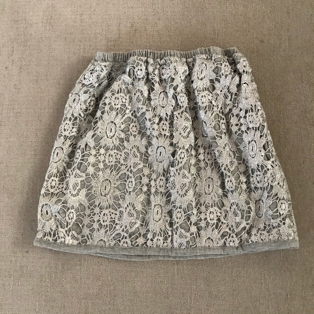 Kids Peek silver lace skirt size 6-7